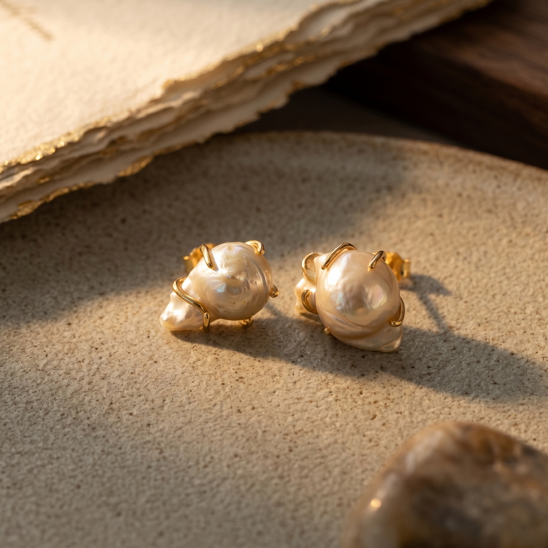 PETITE PEARL EARRINGS